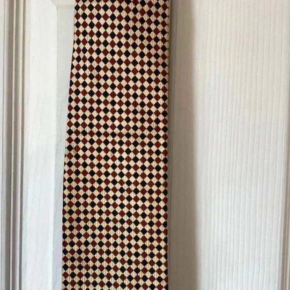 Battistoni 100%Silk geometric made in Italy Necktie - Picture 2 of 4